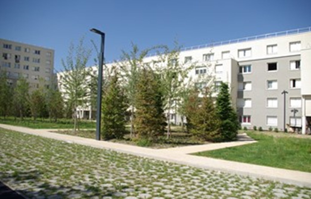 Aviena Circles als parking in Mantes-la-Jolie (Parijs)